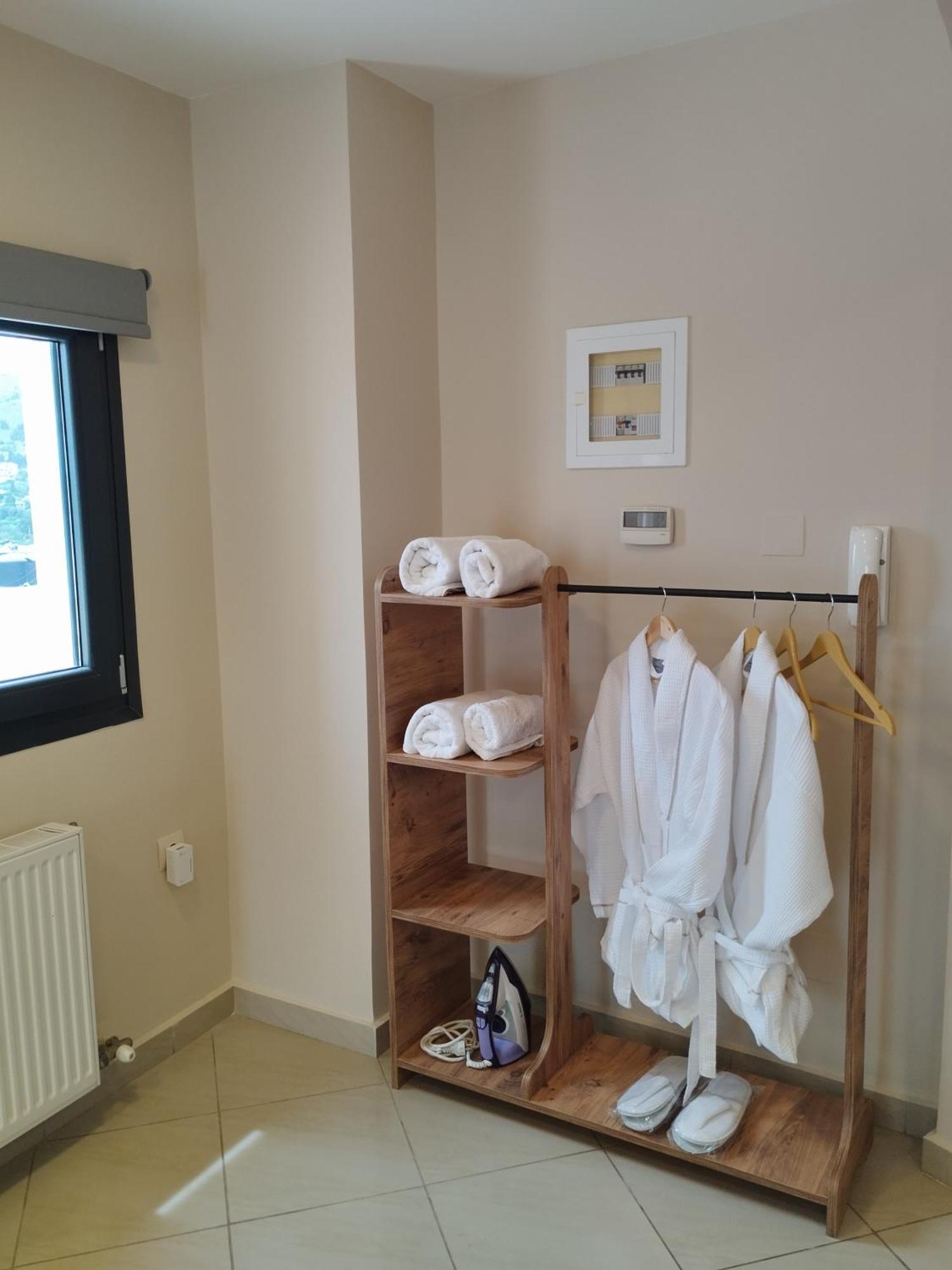 Island Time Apartment Chios Town Ngoại thất bức ảnh